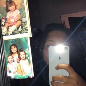 Meet your Posher, Esperanza